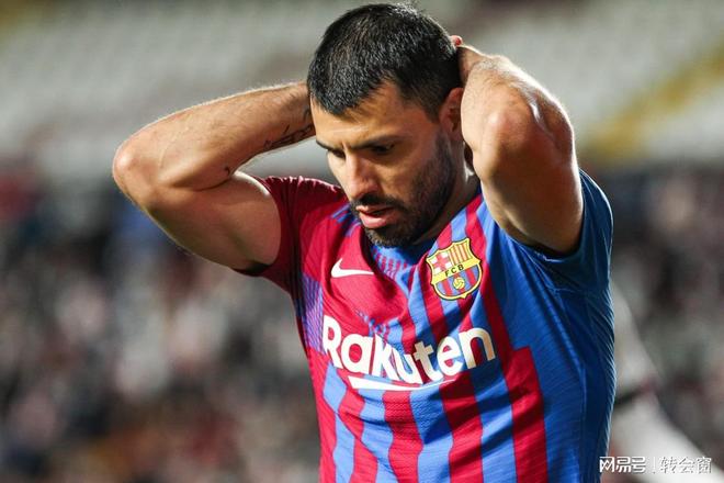 关于尤文图斯内部会议纪要流出:转会期手感冰凉,社区盾使命明确,球队文化再被提及的信息 关于尤文图斯内部会议纪要流出:转会期手感冰凉,社区盾使命明确,球队文化再被提及的信息